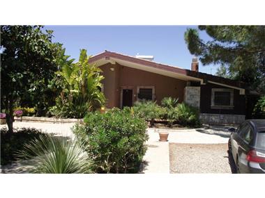 House/villa for sale in Floridia