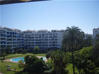 Apartment for sale in Puerto Banus