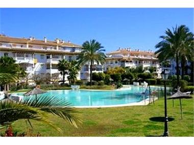 Apartment for sale in Puerto Banus