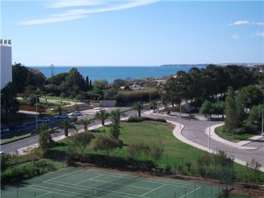 Apartment       for sale in Portimao