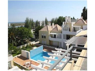 Apartment       for sale in Tavira