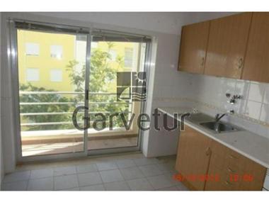 Apartment       for sale in Portimao