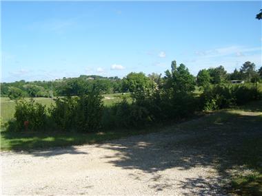 Land for sale in Montpeyroux
