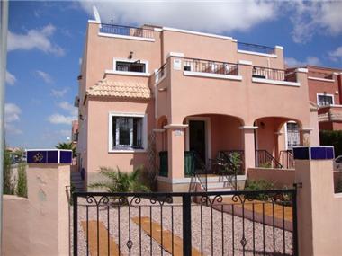 Townhouse for sale in Los Montesinos