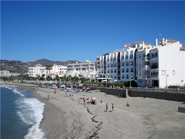 Apartment       for sale in Nerja