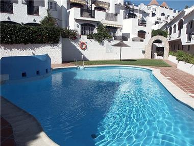 Apartment       for sale in Nerja