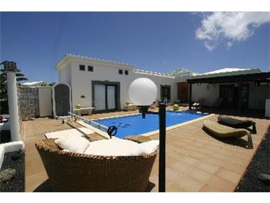 Villa for sale in Playa Blanca
