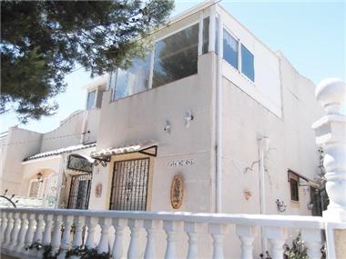 Townhouse for sale in Los Balcones