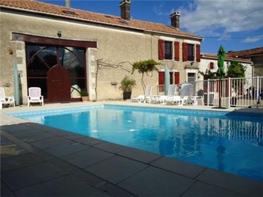 House for sale in Ruffec