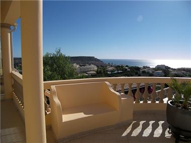 Villa for sale in Luz (Faro)