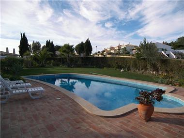 Villa for sale in Boa Vista (Faro)