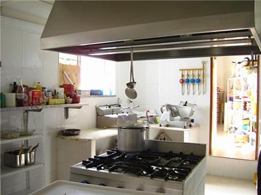 Commercial for sale in Carvoeiro (Faro)