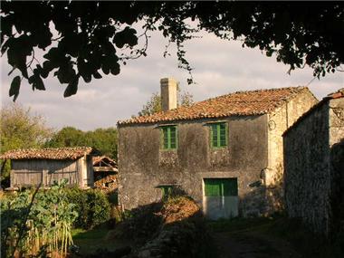 Village for sale in Palas de Rey (Galicia)