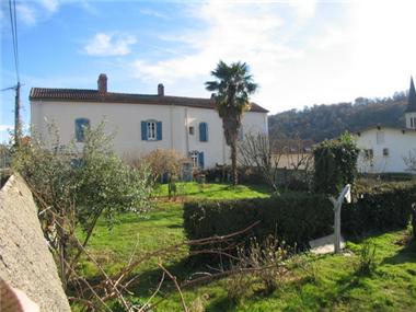 Business for sale in Lanespede (Midi-Pyrenees)