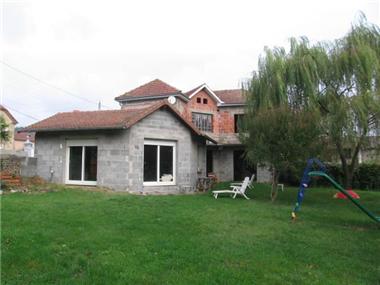 House/Villa for sale in Saint-Lezer (Midi-Pyrenees)