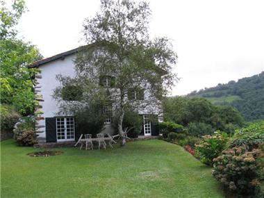 Business for sale in Saint-Jean-Pied-de-Port (Aquitaine)