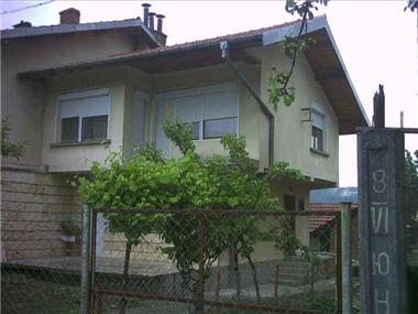 House for sale in Apriltsi (Lovech)