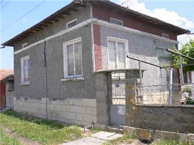 House for sale in Novi Pazar (Shumen)