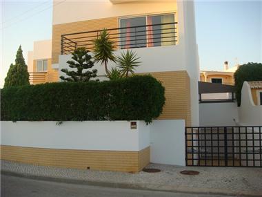Villa for sale in Alvor (Faro)