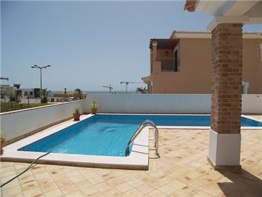 Villa for sale in Porto do Mos (Faro)