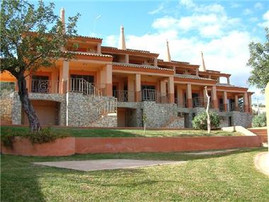 Townhouse for sale in Loule (Faro)
