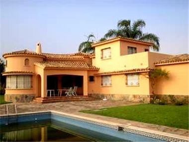 House/Villa for sale in Estepona (Andalucia)