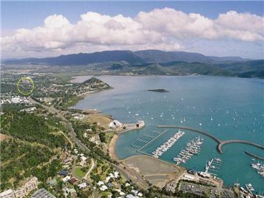 Apartment/Flat for sale in Cannonvale (Queensland)