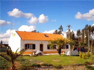 Apartment/Flat for sale in Coruche (Santarem)