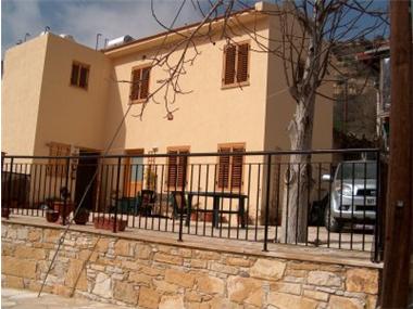 Detached House for sale in Kissousa (Limassol)