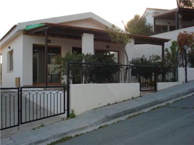 Detached Bungalow for sale in Mari (Larnaca)