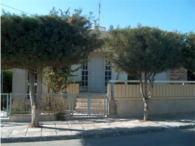 Detached Bungalow for sale in Ayia Phyla (Limassol)
