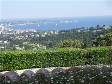 House/Villa for sale in Antibes (Provence-Alpes-Cote d'Azur)