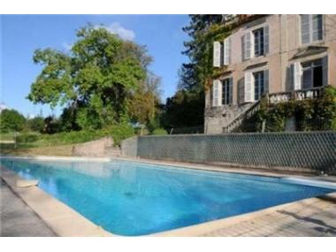 House/Villa for sale in Hautefort (Aquitaine)