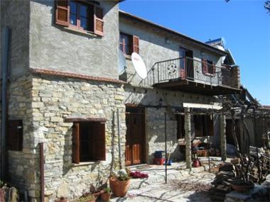 Semi Village House for sale in Galataria (Paphos)