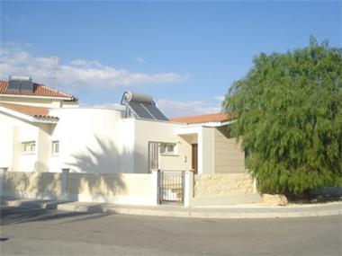 Detached Bungalow for sale in Dhekelia Cantonment (Larnaca)