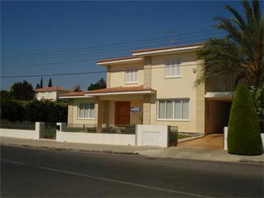 Townhouse for sale in Engomi (Nicosia)