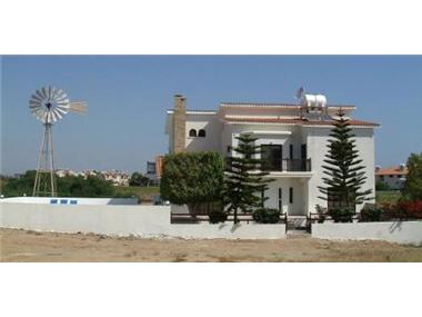 Detached Villa for sale in Protaras (Famagusta)