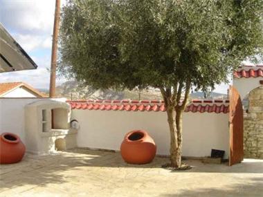 Semi Village House for sale in Kilani (Limassol)