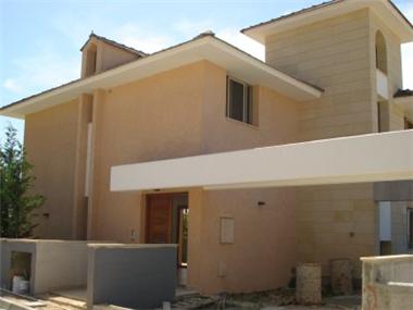 Detached Villa for sale in Le Meridien (Limassol)