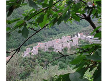 Apartment/Flat for sale in Castelbianco (Liguria)