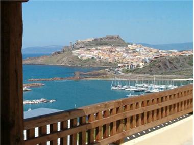 Townhouse for sale in Castelsardo (Sardinia)