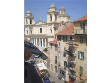 House/Villa for sale in Porto Maurizio (Liguria)