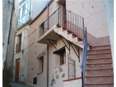 Townhouse for sale in Jerzu (Sardinia)