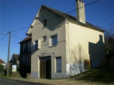 House/Villa for sale in Chateau-Chervix (Region Limousin)