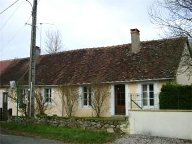House/Villa for sale in Coulonges-les-Sablons (Basse-Normandie)