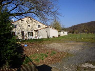 House/Villa for sale in Moussac (Poitou-Charentes)