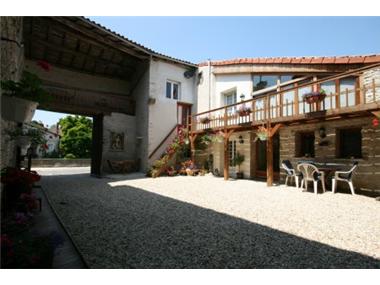 House/Villa for sale in Verteuil-sur-Charente (Poitou-Charentes)