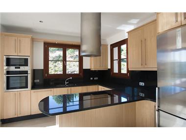 House/Villa for sale in Benahavis (Andalucia)