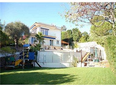 House/Villa for sale in Antibes (Provence-Alpes-Cote d'Azur)