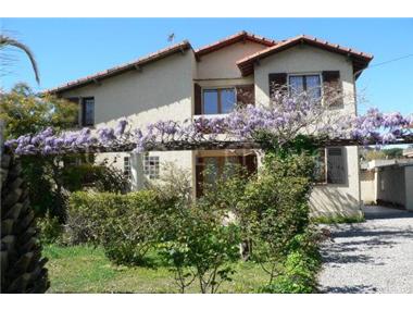 House/Villa for sale in Antibes (Provence-Alpes-Cote d'Azur)
